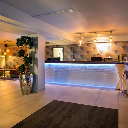 Nox Hotel 3*