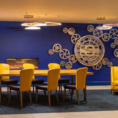 Nox Hotel 3*